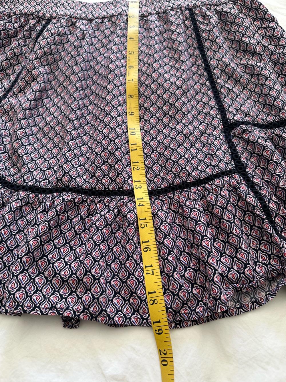 LOFT Pink Patterned Tiered A-Line Skirt with Black Trim, size large - Picture 5 of 10